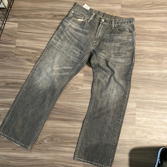 Levi Jeans 514 - Picture 1 of 3